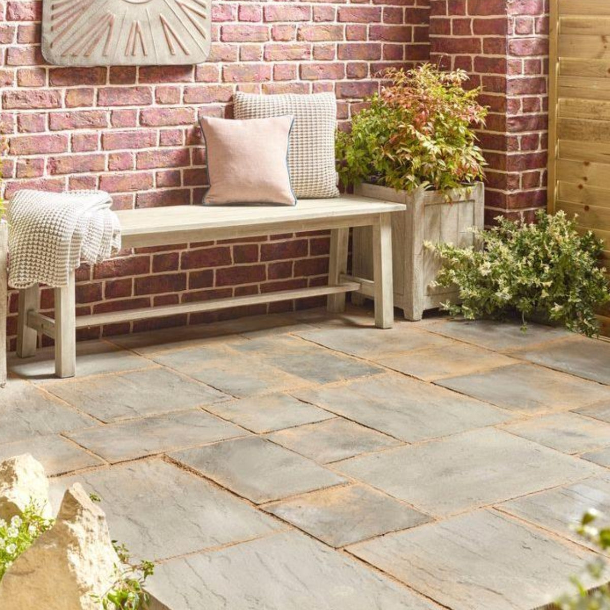 Landscaping Supplies | Paving, Chippings & Fencing | Garden Centre ...