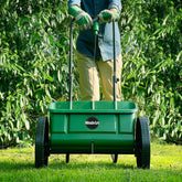 Miracle-Gro Drop Spreader