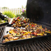 Weber CRAFTED Porcelain-Enamelled Cast Iron Griddle