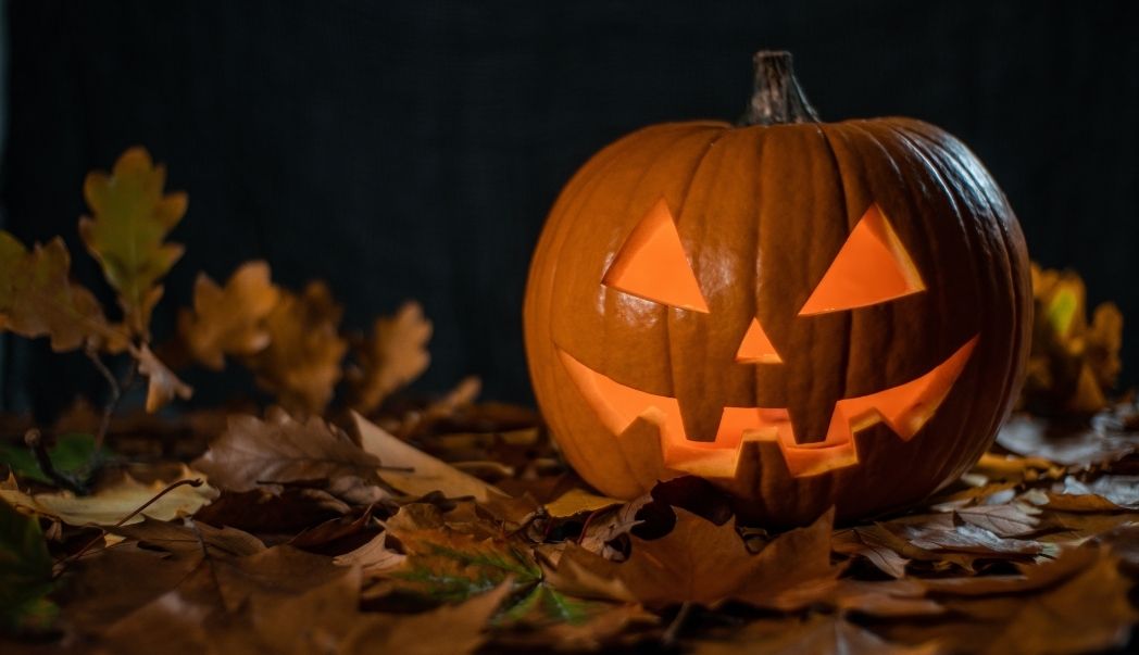 Halloween pumpkin carving guide and tips