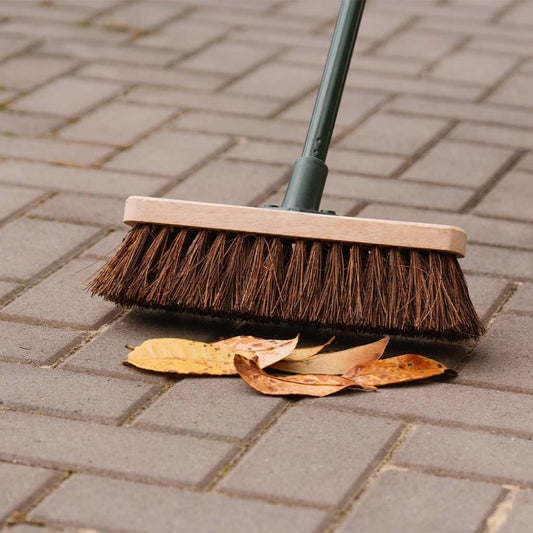 Gardman Stiff Bassine Yard Broom 18"