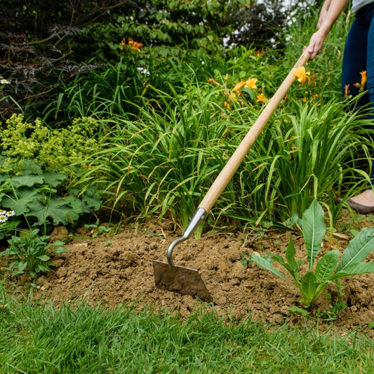 Kent & Stowe Long Handled Draw Hoe Stainless Steel
