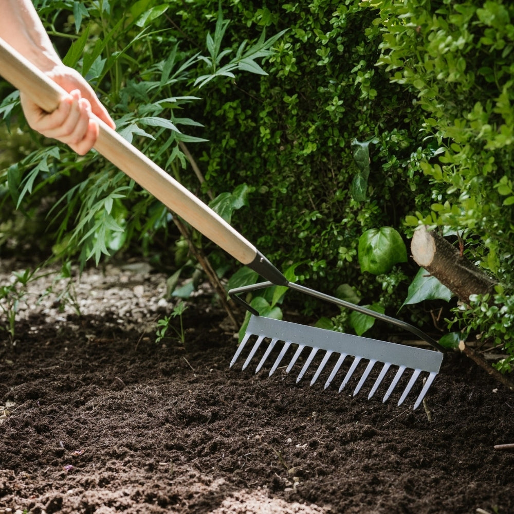 Kent & Stowe Soil Rake Stainless Steel