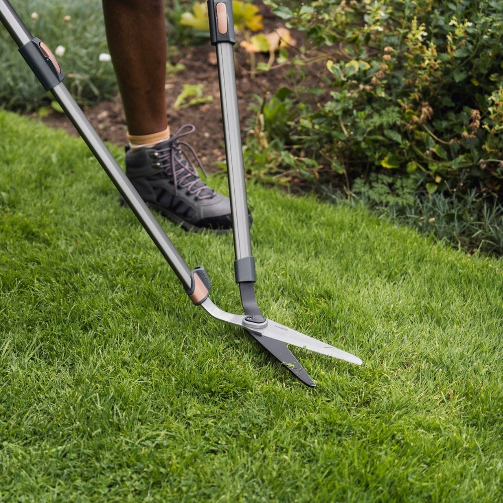 Kent & Stowe SureCut Adjustable Height Lawn Shears