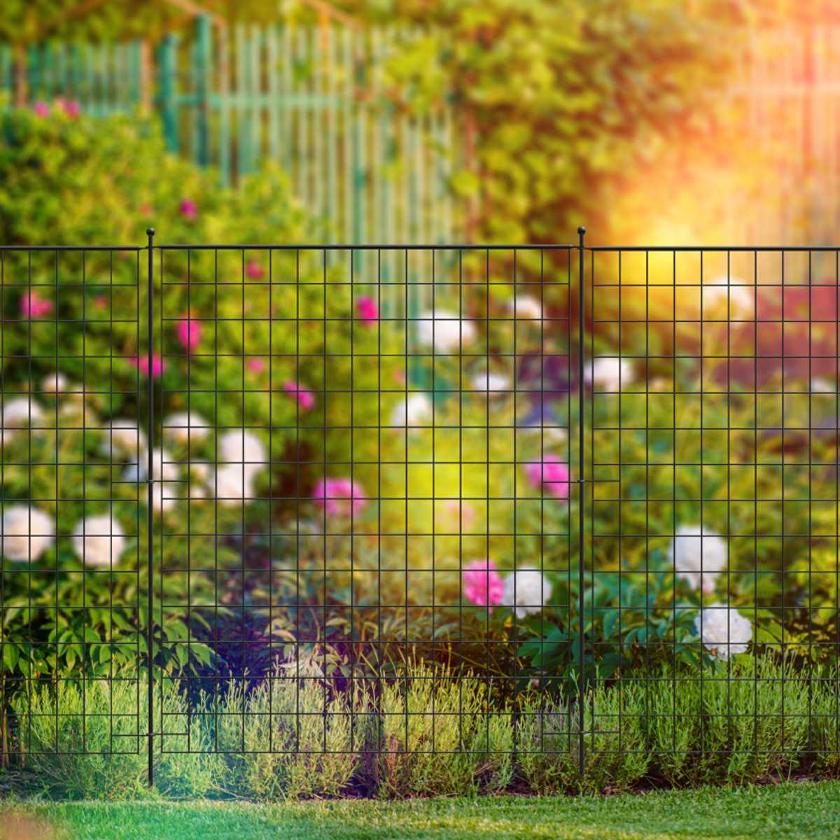 Large Multi-Purpose Grid Fence Panel, H:1m x W:91cm, Black