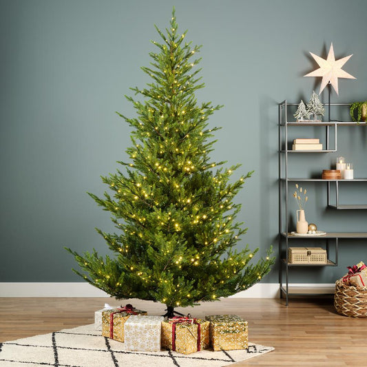 Norway Spruce 7ft Pre-Lit Artificial Christmas Tree